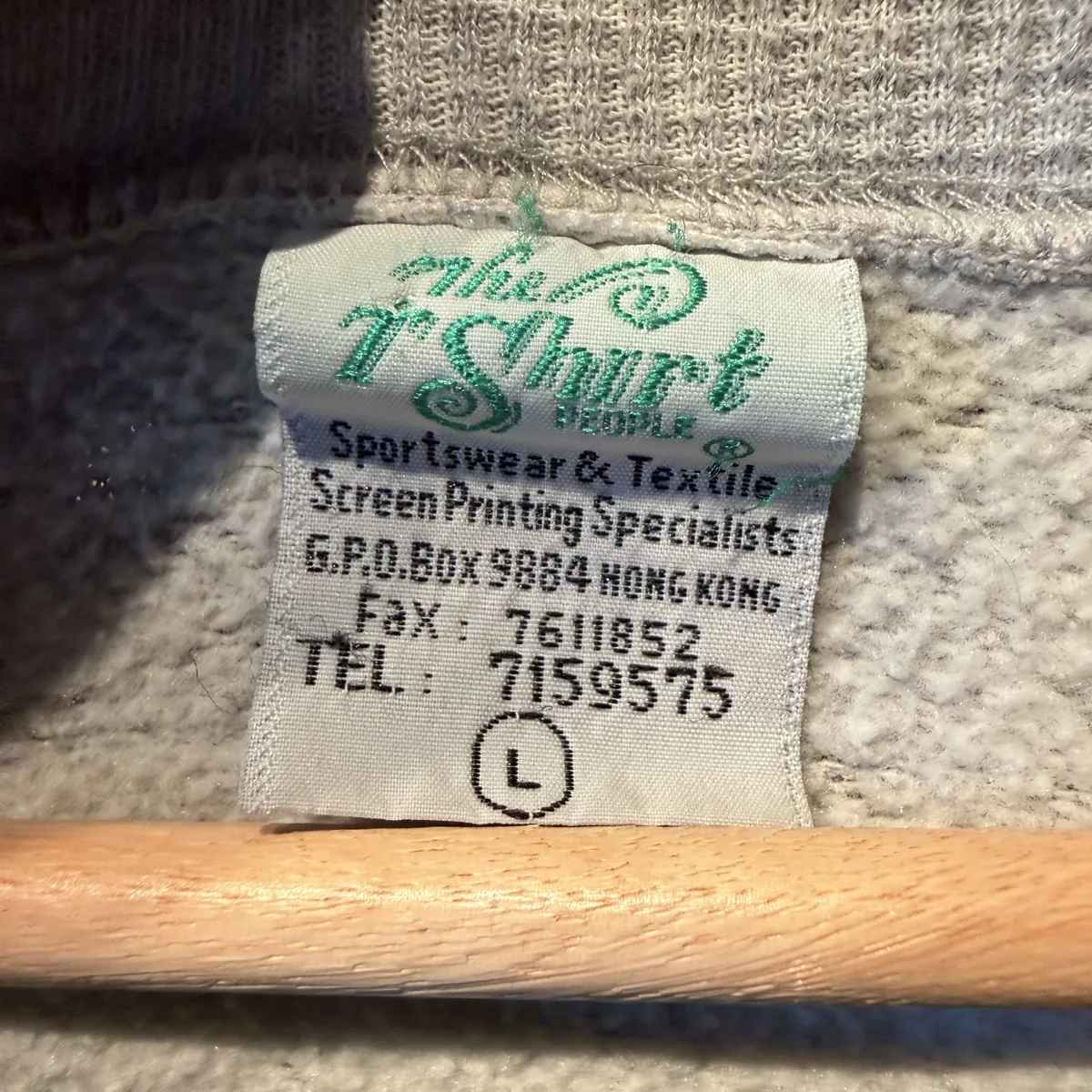 Hong Kong Souvenir Crewneck Sweatshirt - Good - NOSTOS Duluth GA - view 2