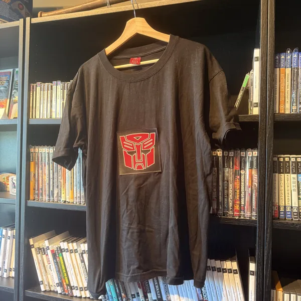 Transformers Autobot Light-Up Pocket Tee - Good - NOSTOS Duluth GA