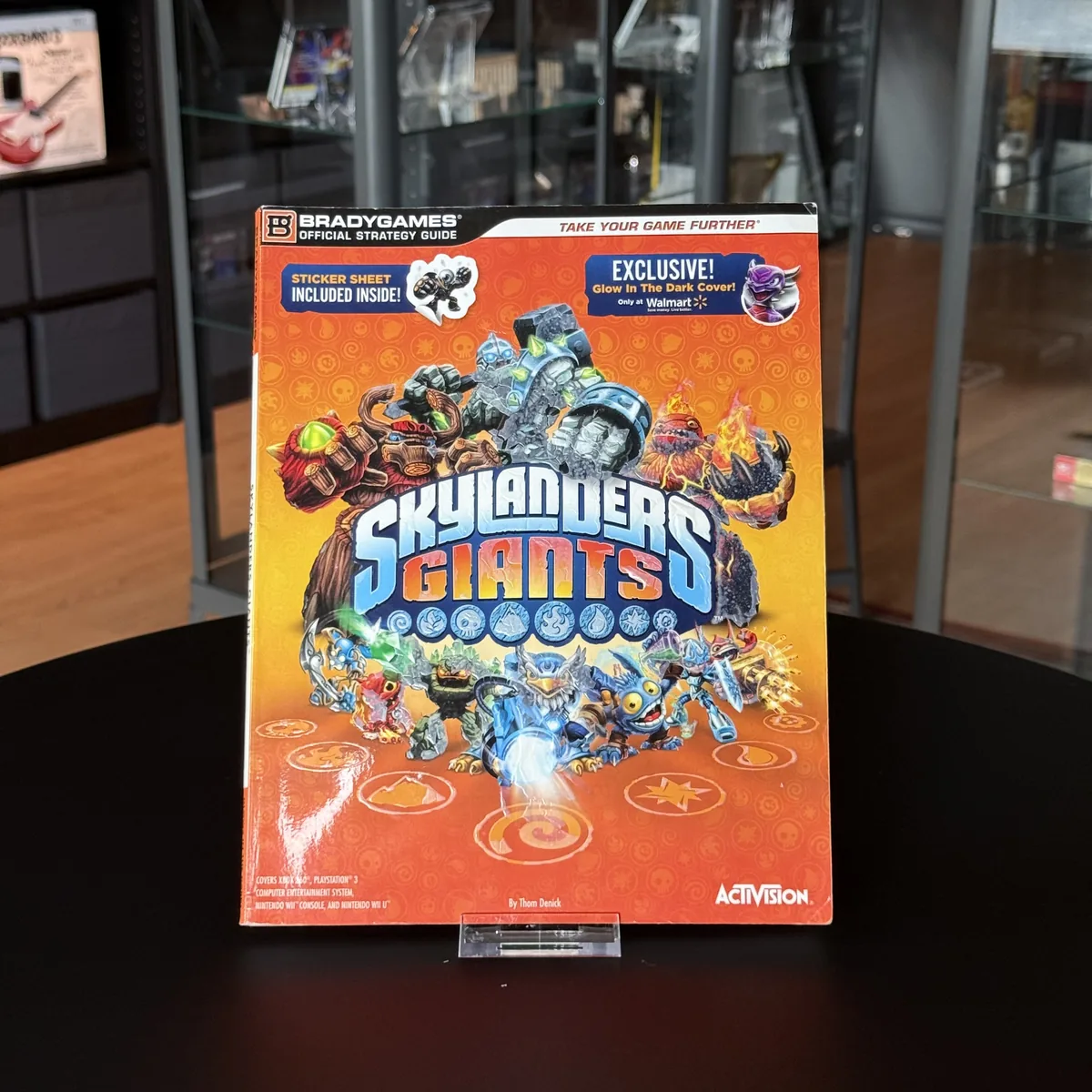 Skylanders Giants Official Strategy Guide — Good — NOSTOS Duluth GA