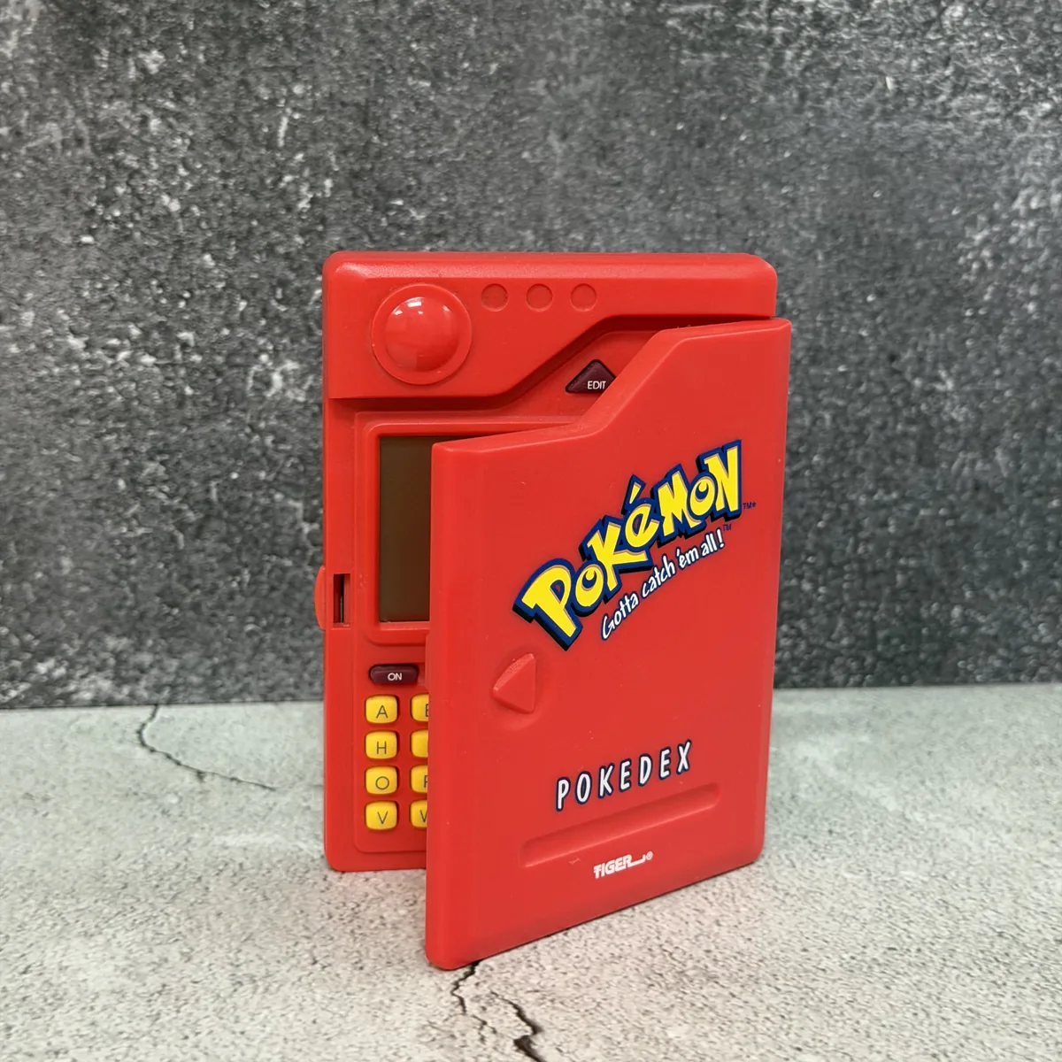 Pokemon Pokedex (Tiger Electronics) - Good - NOSTOS Duluth GA