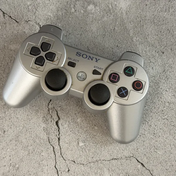 PlayStation 3 Wireless Sixaxis Controller (Silver) - PlayStation 3 - Loose - NOSTOS Duluth GA