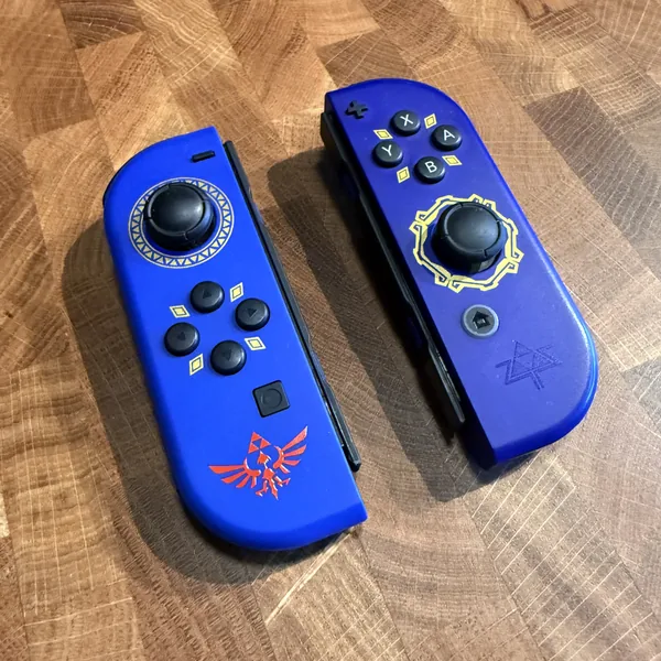 Joy-Con Pair, Skyward Sword HD Edition - Nintendo Switch - Loose - NOSTOS Duluth GA