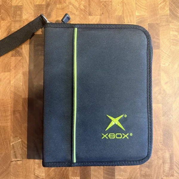 Soft Zip Game Binder - Xbox - Good - NOSTOS Duluth GA