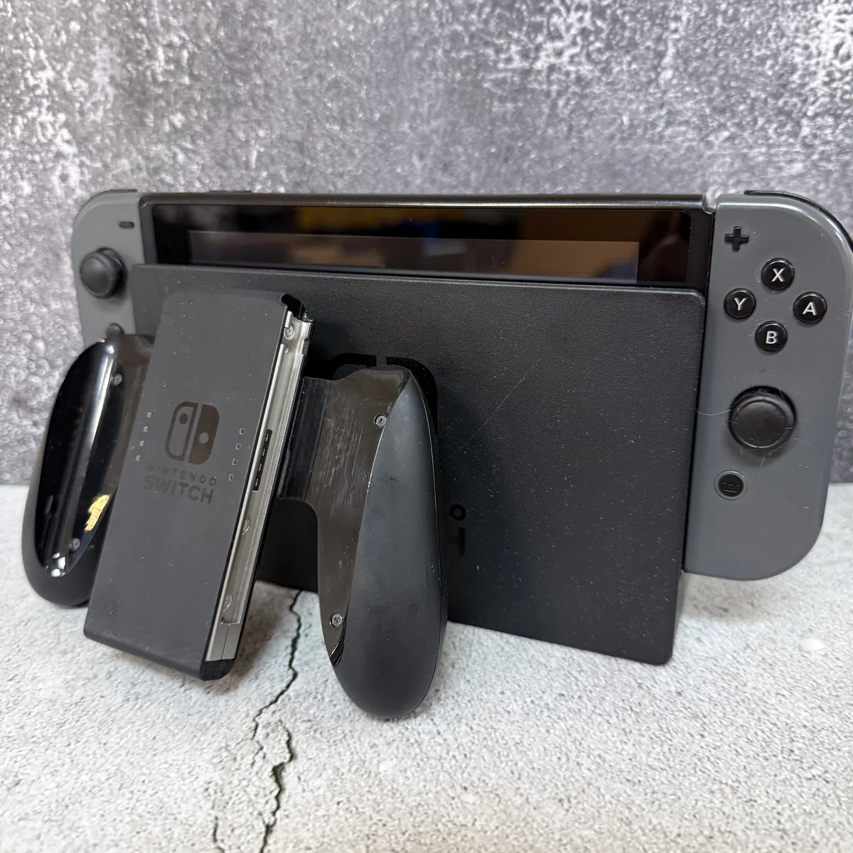 Nintendo Switch Console (V2) with Grey Joy-Con - Nintendo Switch - Loose - NOSTOS Duluth GA