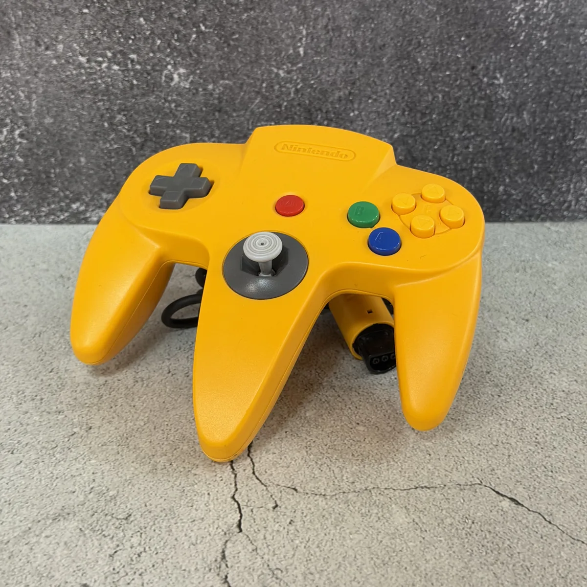 Nintendo 64 Controller (Yellow) - Nintendo 64 (N64) - Loose - NOSTOS Duluth GA