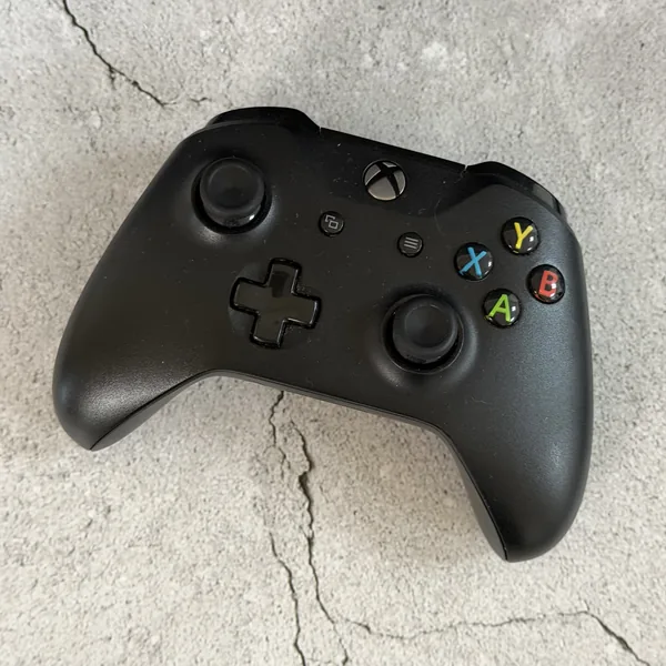 Xbox One Wireless Controller (Black) - Xbox One - Loose - NOSTOS Duluth GA