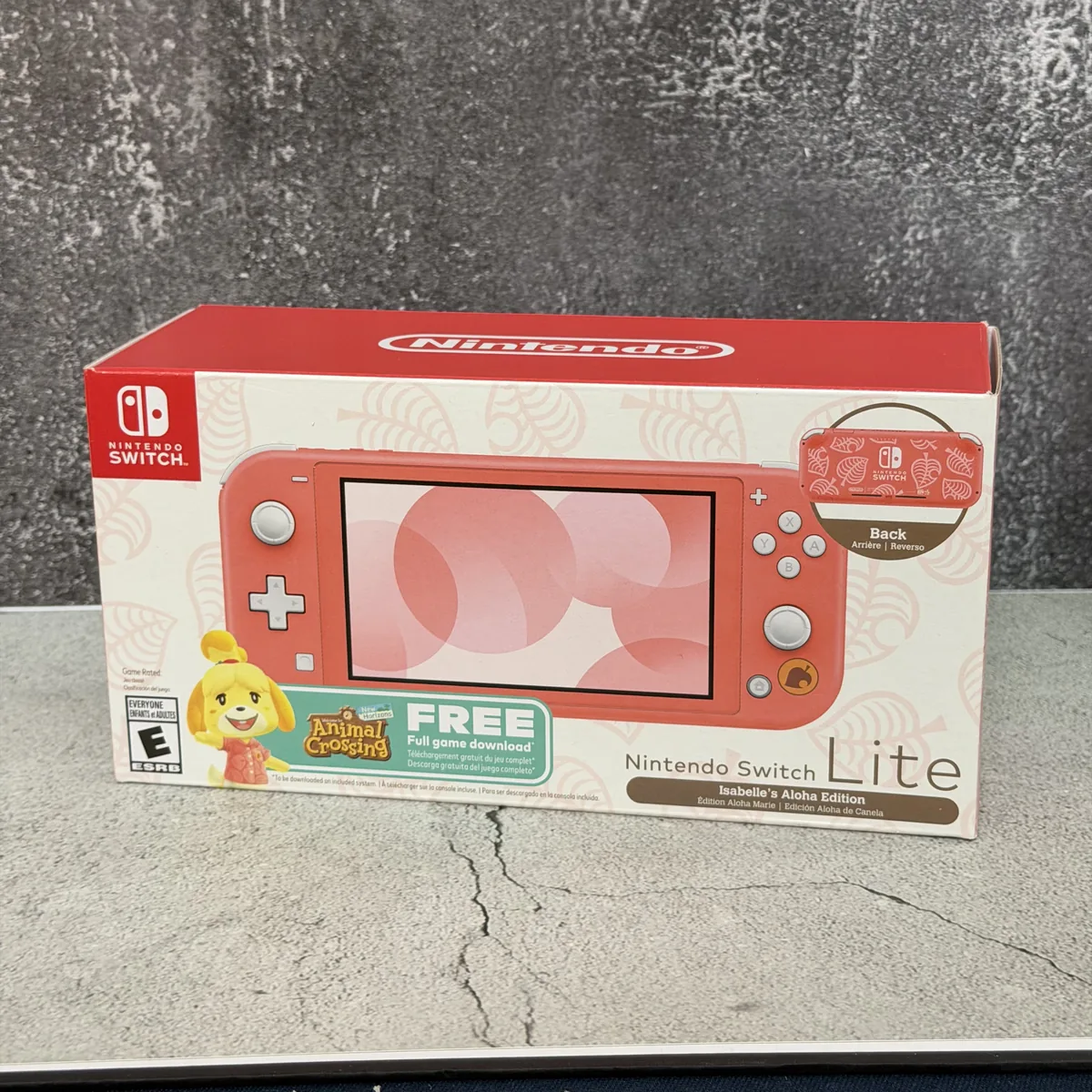 Nintendo Switch Lite Animal Crossing Isabelle's Aloha Edition - Nintendo Switch - CIB (Complete In Box) - NOSTOS Duluth GA