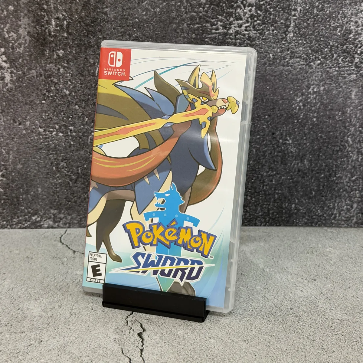 Pokemon Sword - Nintendo Switch - CIB (Complete In Box) - NOSTOS Duluth GA